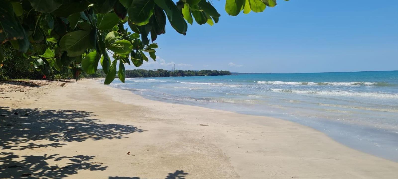 Apartamentos Sol Cahuita Exterior photo